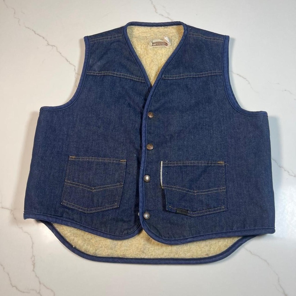 True vintage sears western wear Sherpa lined denim vest